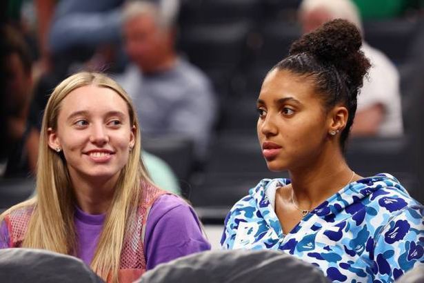 Paige Bueckers and Azzi Fudd