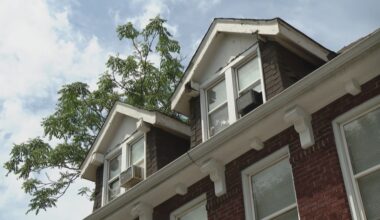 St. Louis residents endure extreme heat amid tornado recovery