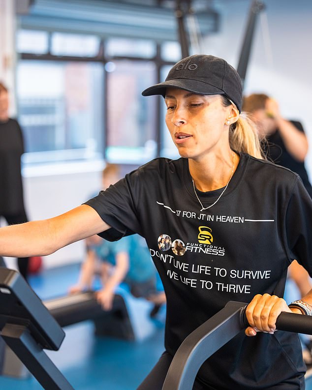 Chantelle, who wed Thompson in 2016, also took part in some of the classes with Ramsden