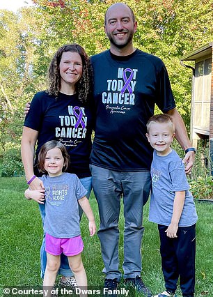 Ryan Dwars (pictured here with his wife and children) is battling stage four pancreatic cancer