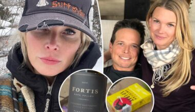 Kelley Wolf relaxes with wine, cigarettes amid Scott drama