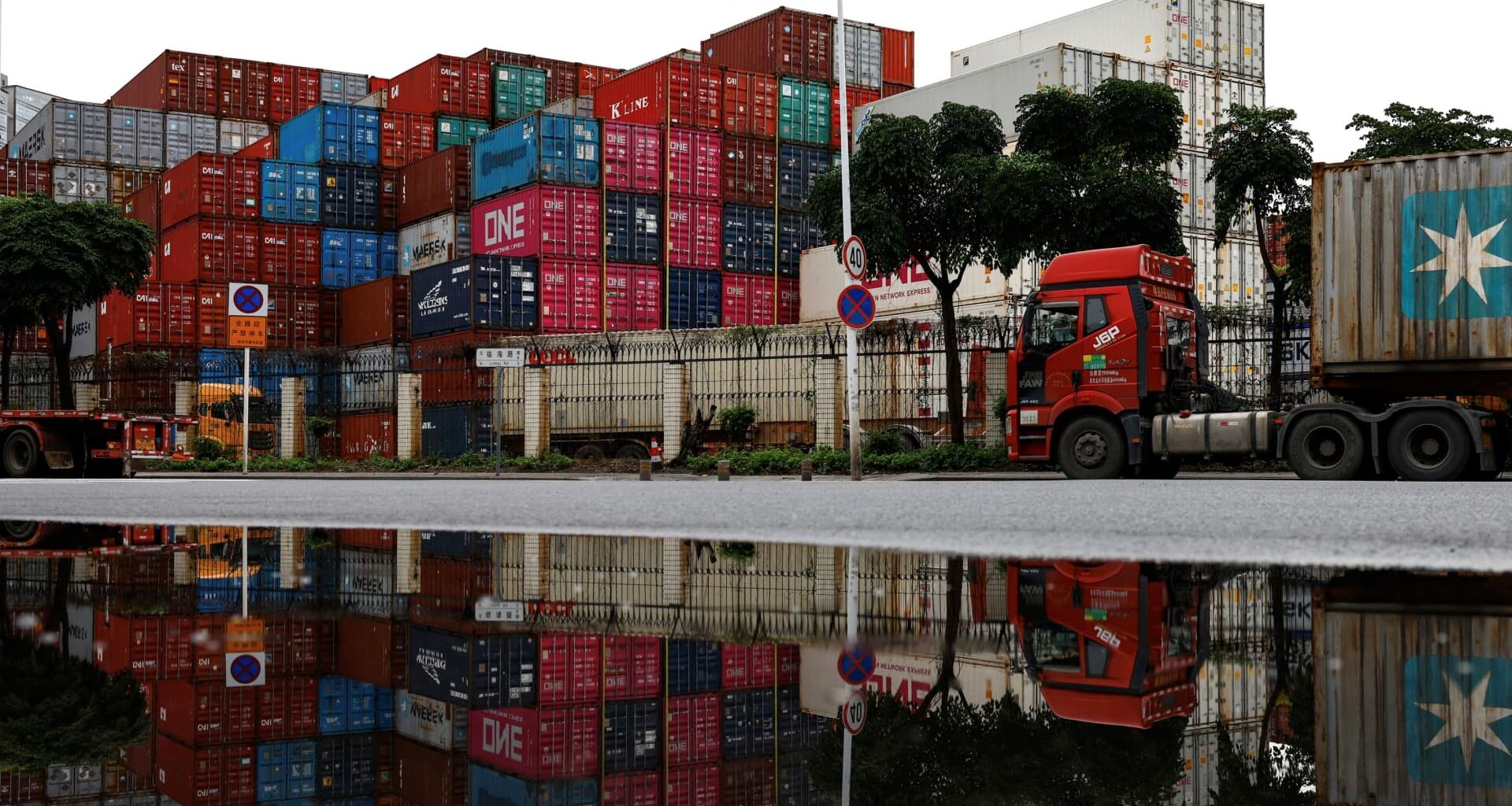 China's July manufacturing activity contracts more than expected