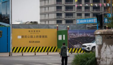 More tariff letters, but investors focus on AI