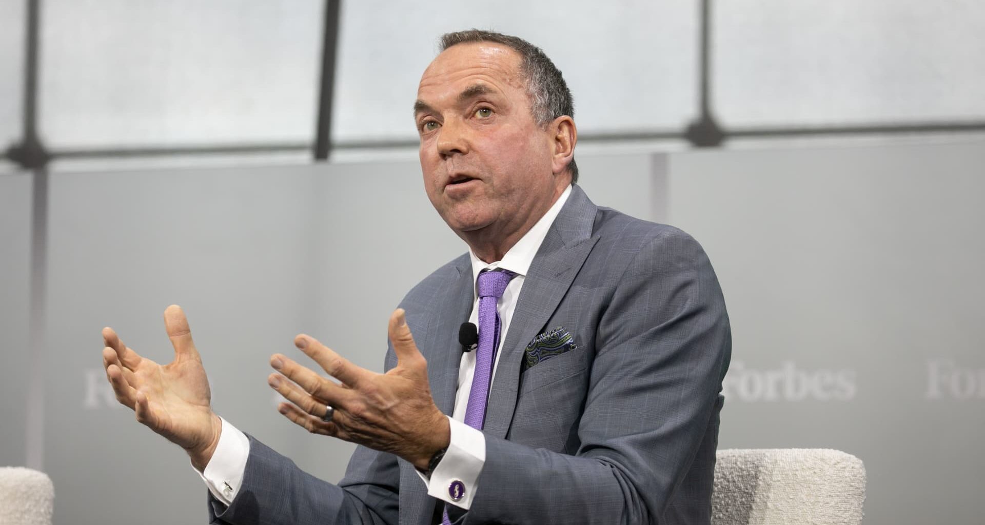 Sarepta stock falls on FDA gene therapy Elevidys comment