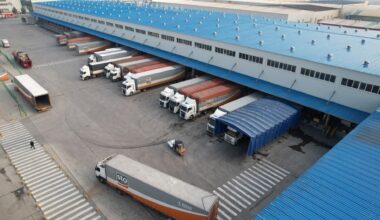 Economy's wholesalers, distributors fear the worst
