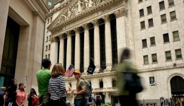 Bank Stocks Near Record With Buyback, Dividend Boosts on Horizon