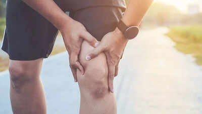 Early knee damage in 30s: Symptoms to watch, what causes it, and ways to prevent
