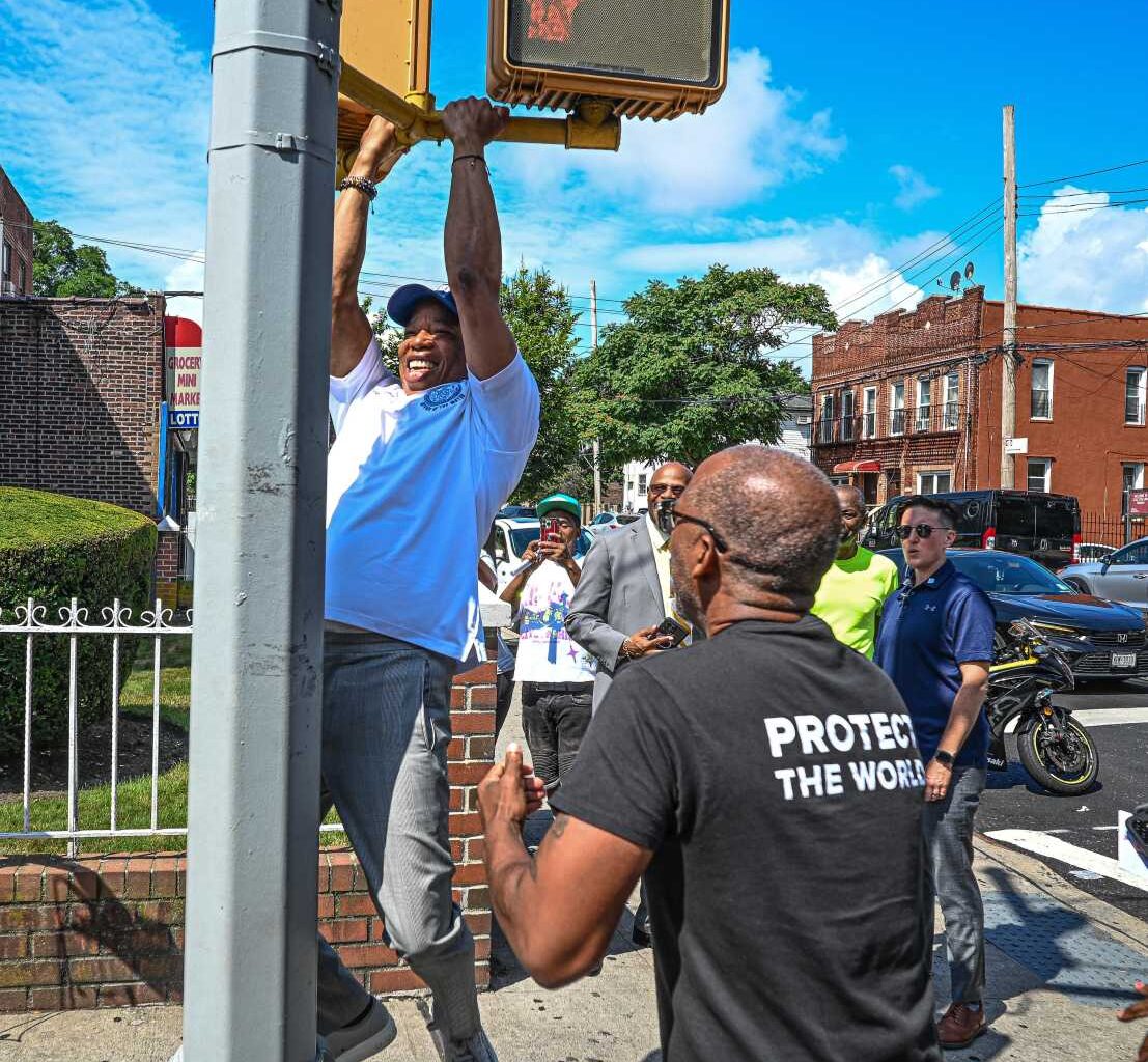 Mayor Adams does pull-ups in Brooklyn on a dare