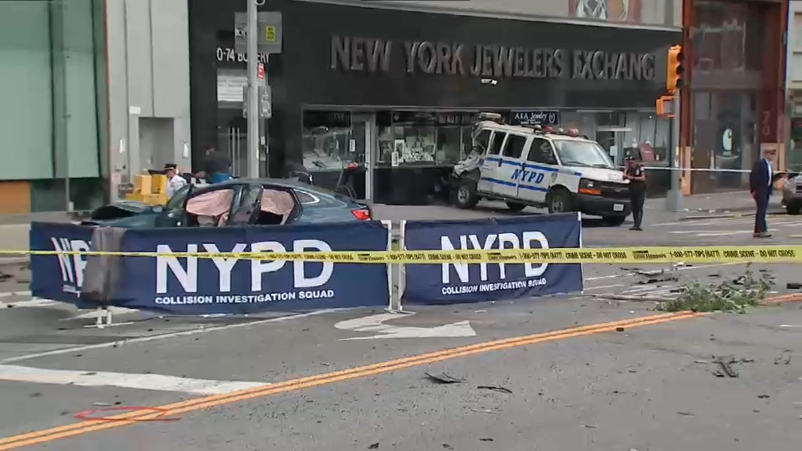 2 people killed after being struck by car in Chinatown, Manhattan NYC