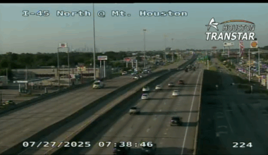 Houston traffic: Deadly multi-vehicle crash shuts down all northbound lanes of IH-45 at Mount Houston, police say