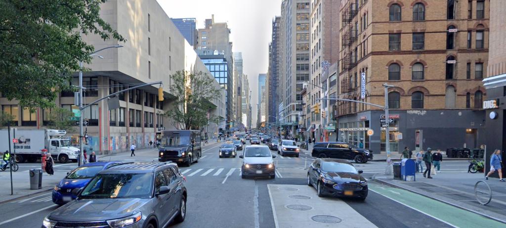 Shoeless maniac attacks random pedestrians in ritzy NYC neighborhood: 'Did he attack you too?'