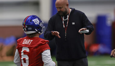 Jaxson Dart Brian Daboll