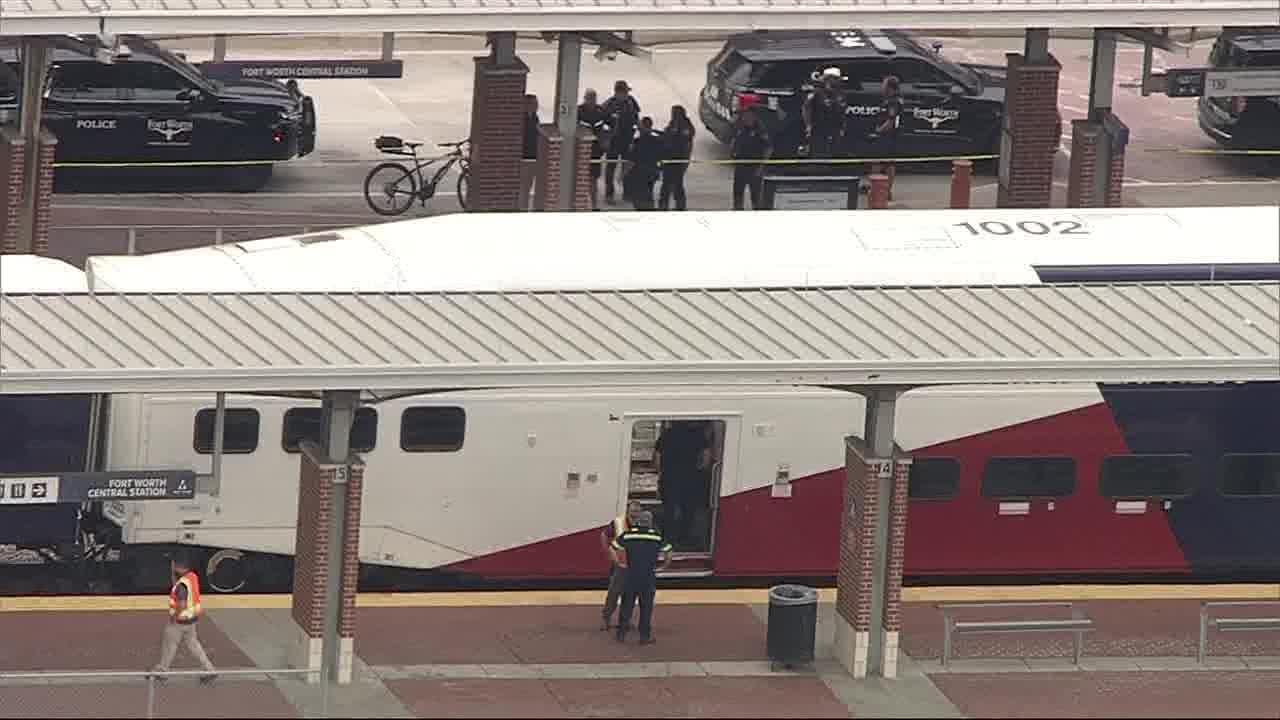 Fort Worth train shooting injures 1, suspect arrested
