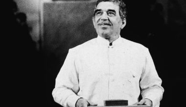 Gabriel Garcia Marquez speaks at a podium after receiving the Nobel Prize in Literature