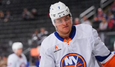 Islanders' Max Tsyplakov files for arbitration with contract talks likely looming