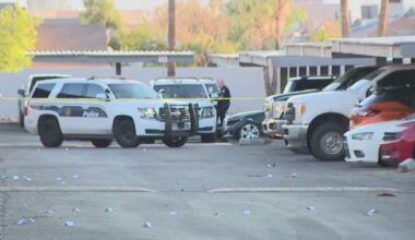 Shooting in Phoenix sends 2 woman to the hospital: PD