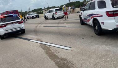 Cypress, TX: Northwest Freeway crash