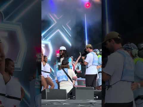 Derrick Rose Grand Marshal of NASCAR Chicago Race 🚗 @NASCAR