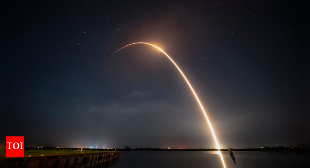 Watch: SpaceX launches Starlink mission from Cape Canaveral; 28 more broadband satellites added to low-Earth orbit