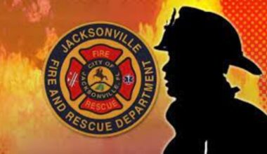 Jacksonville firefighters responding to business fire in Regency – 104.5 WOKV