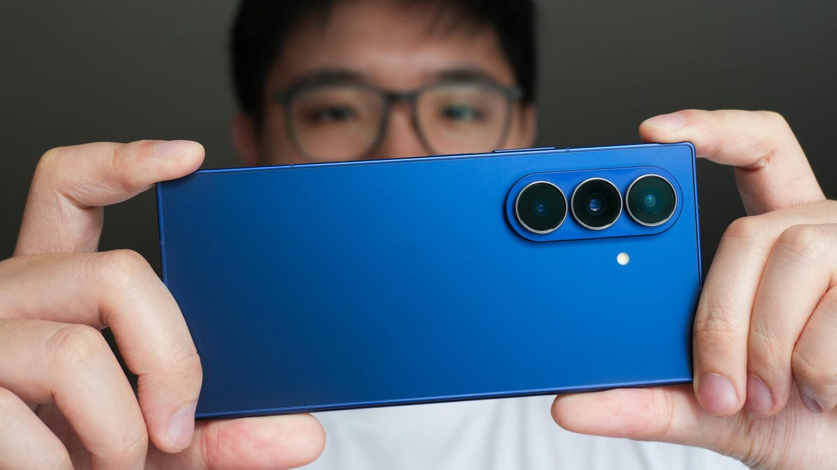 My first 24 hours with the Galaxy Z Fold 7 left me completely mesmerized