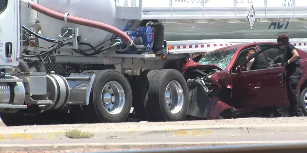Driver dead after crashing into tanker truck in Glendale; road closed