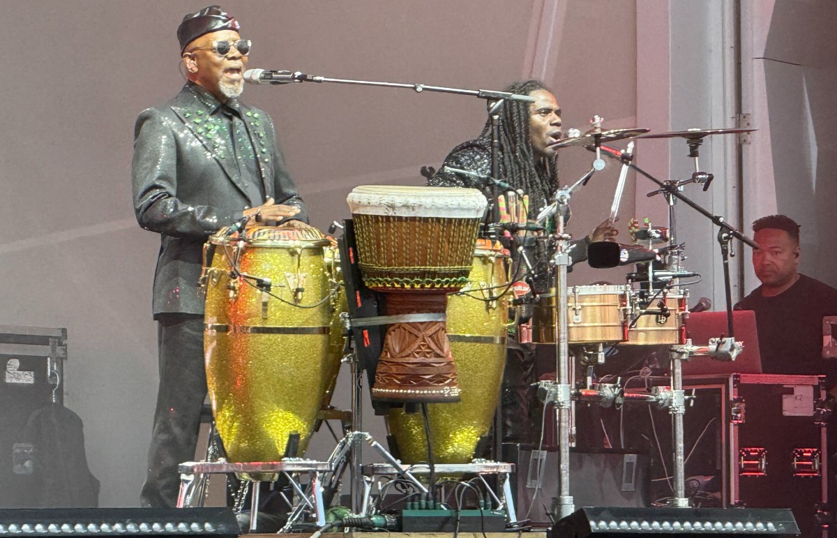 Earth, Wind & Fire bring joyful night of funk, soul and spirituality to Rady Shell