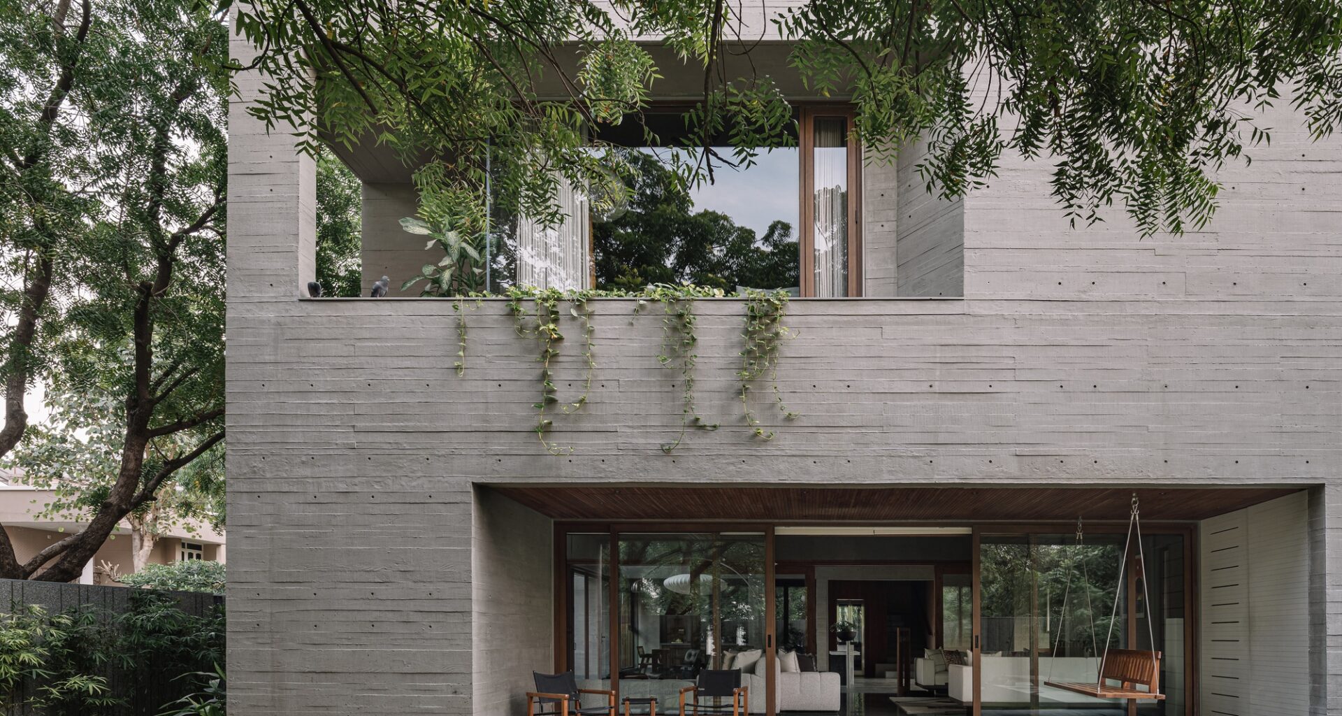 MS House / Studio Saransh