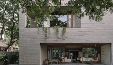 MS House / Studio Saransh
