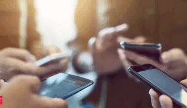 India narrows mobile internet speed gap with US, China