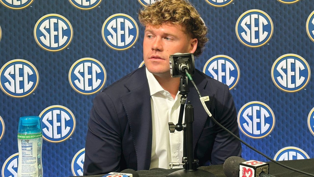 Tennessee embraces QB battle as Florida, Mississippi State seek new heights