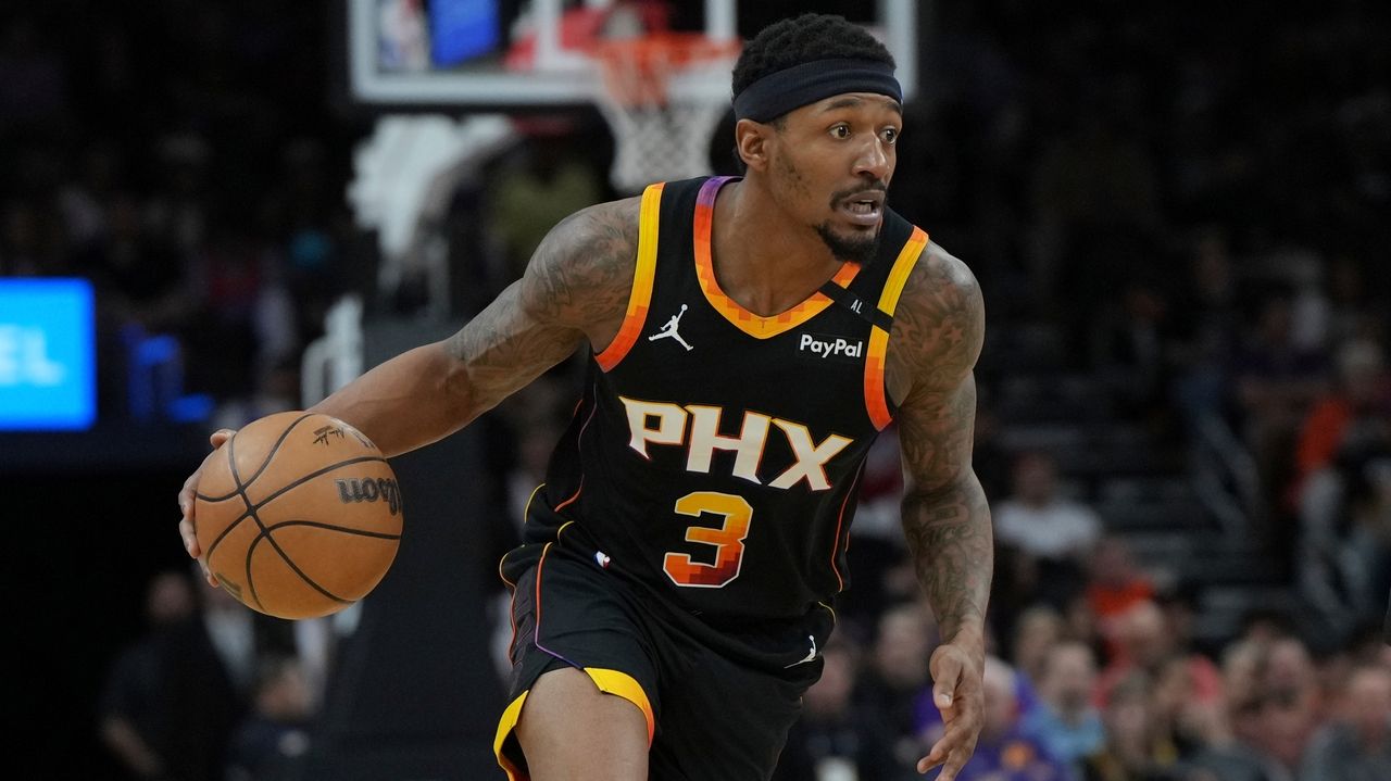Bradley Beal, 3-time All-Star, agrees to buyout with the Phoenix Suns, AP source says