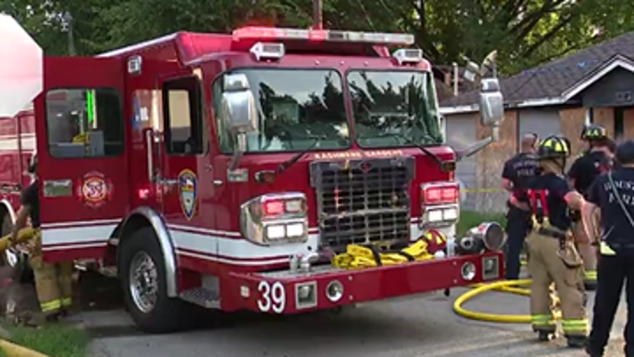 Deadly Houston fire: Burkett, Beulah Streets.