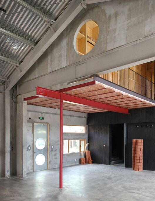 Earthen Architecture and Culture (Xi'an) Research Center / OnEarthStudio - Image 2 of 36