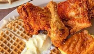 Johnny's Chicken & Waffles opening leads top Fort Worth news