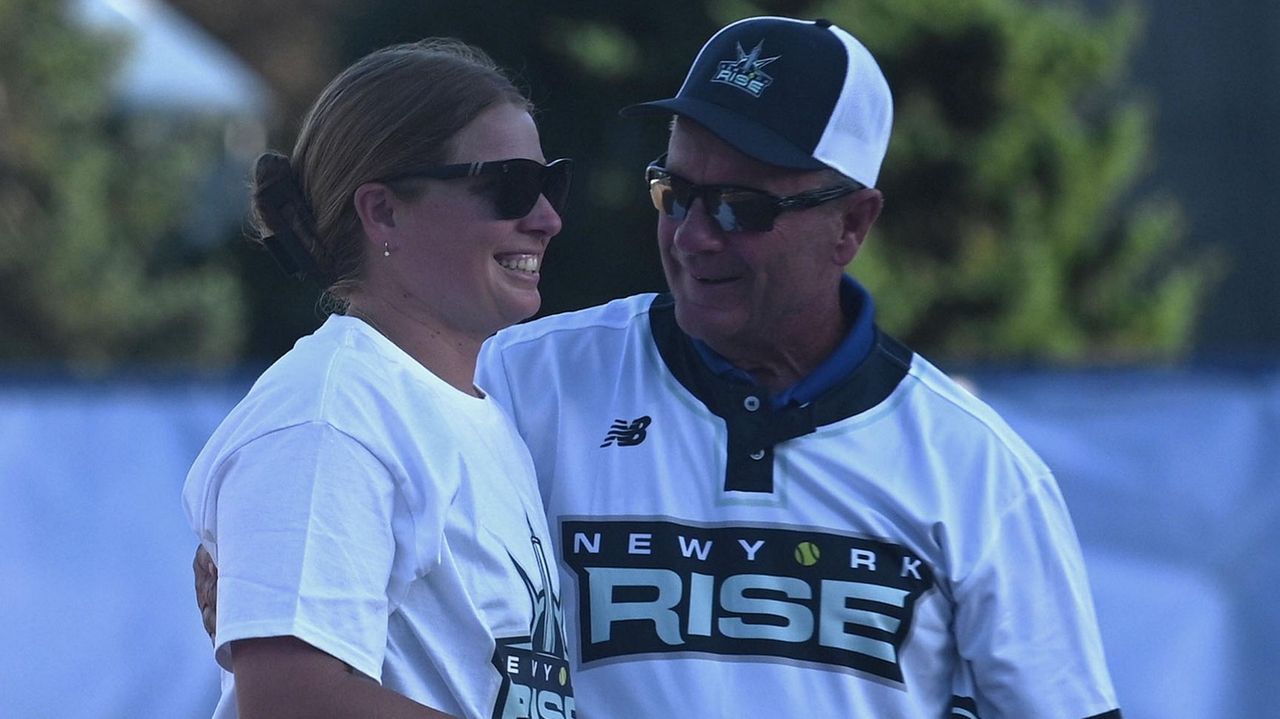 Longtime Hofstra coach Edwards big fan of NY Rise, pro softball league