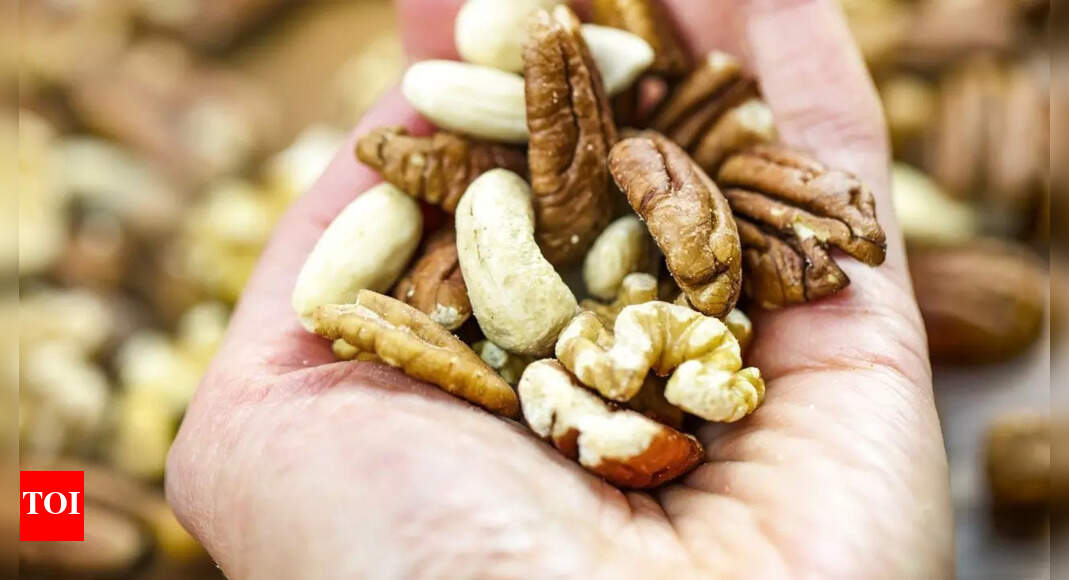 Fatty Liver: 5 nuts to improve liver health (and when to have them) |
