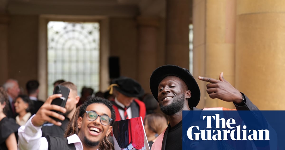 ‘Workforce crisis’: key takeaways for graduates battling AI in the jobs market | Artificial intelligence (AI)