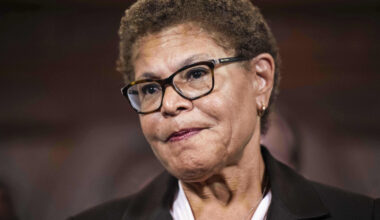 Mayor Karen Bass at City Hall