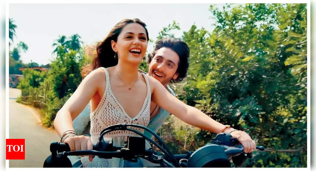 ‘Saiyaara’ storms box office: Mohit Suri, Ahaan Panday and Aneet Padda’s romantic saga becomes 9th biggest hindi grosser of 2025 in just one weekend | Hindi Movie News