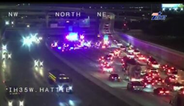 Northbound I-35W closed near downtown Fort Worth after fatal crash