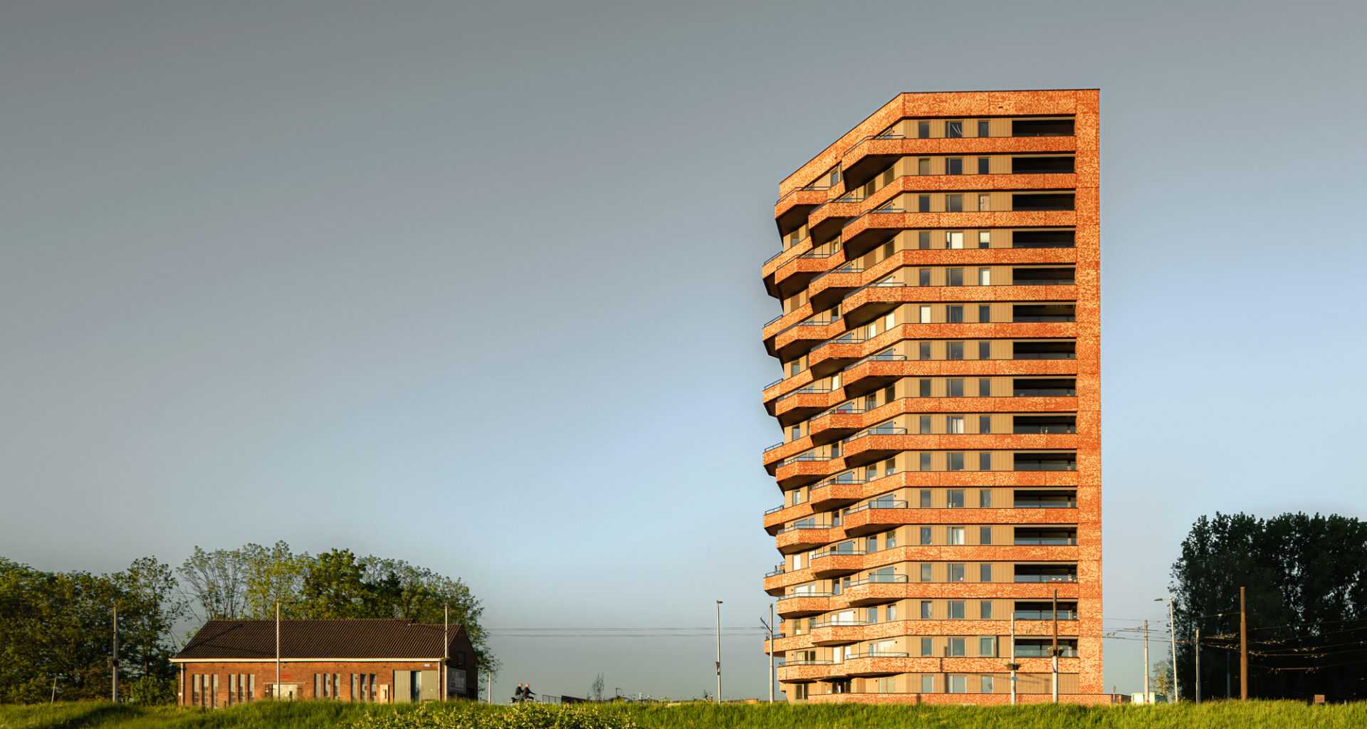 Nelson Residential Tower / Powerhouse Company