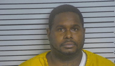 HPD arrests Los Angeles fugitive