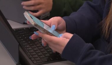 Fort Worth ISD adopts new cellphone policy | What you need to know