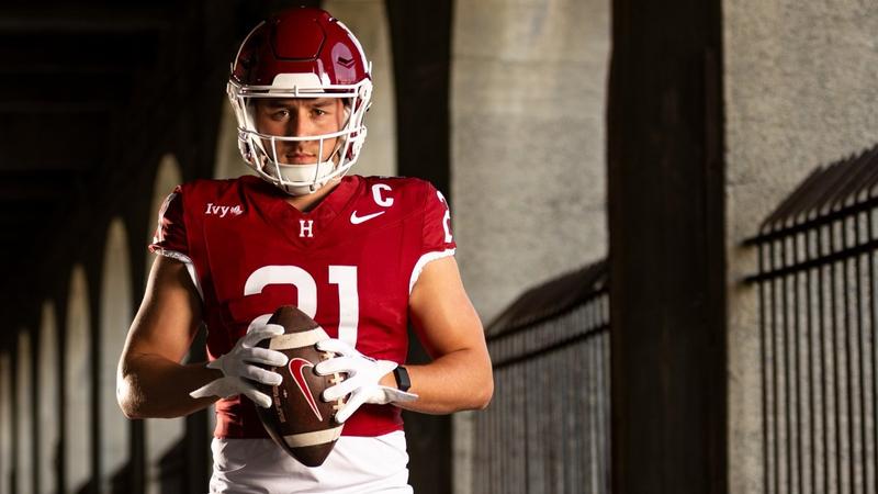 Football’s Bartrum Collects Preseason First-Team All-America Honors