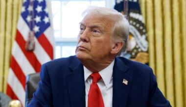 Donald Trump signs order, seeks to clarify NCAA athletes' employment status