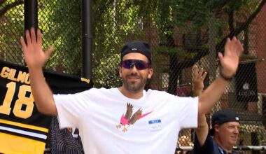 Adam Sandler look-alike contest held in Soho