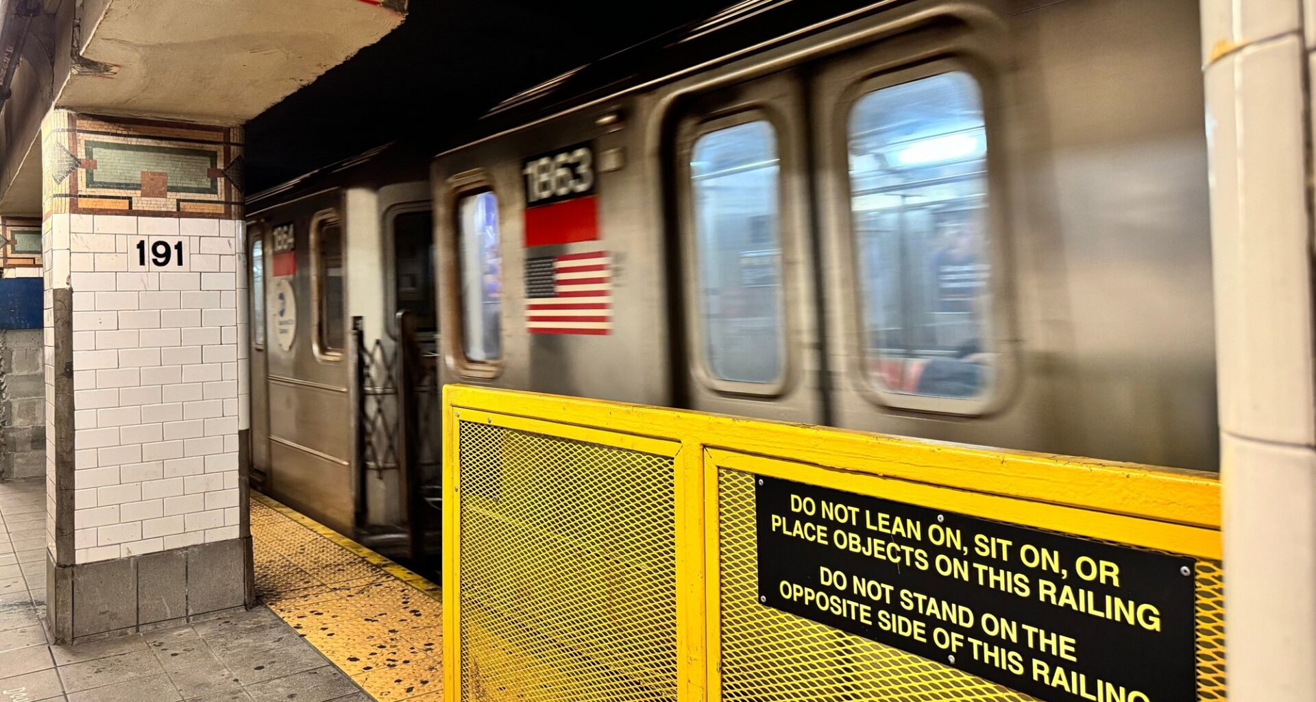 NYC Subway to Install Platform Barriers at 100+ Stops