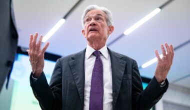 Pressure Mounts on Powell in Tee-Up to GDP, Jobs Data: Eco Week