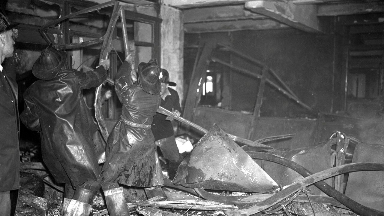 Lessons from the Empire State Building crash of 1945